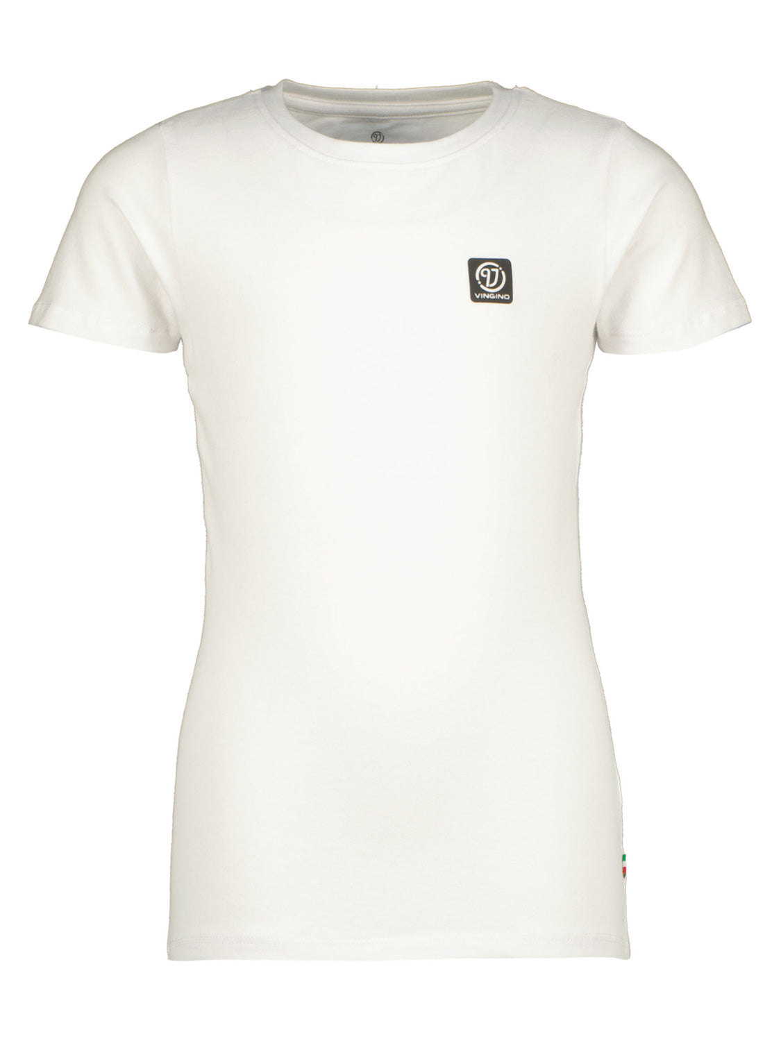 T-Shirt BASIC in Real White: Weißes Kurzarm-Shirt mit kleinem Vingino-Logo-Patch auf der Brust, klassischem Rundhals und schmalem, leicht konturiertem Schnitt, ideal für Kinder.