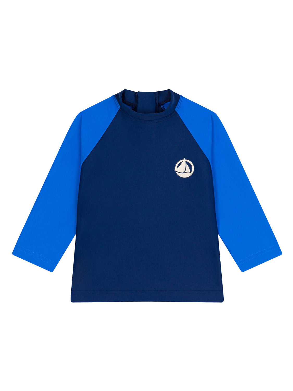 Langarm-Badeshirt MAFOI in Surf Blue: Kinder-Schwimmshirt mit navy-blauem Körper, hellblauen Ärmeln und Segelboot-Print auf der Brust, ideal für Schwimmabenteuer.