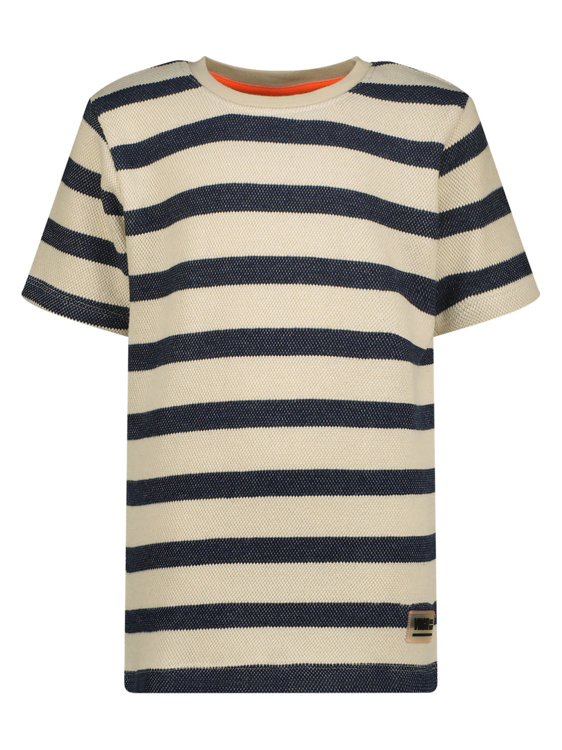 T-Shirt HONE in Eierschale, kurzärmelig, mit dunkelblauen Streifen und kleinem gewebtem Etikett am unteren Saum, ideal für modische Kinderoutfits.