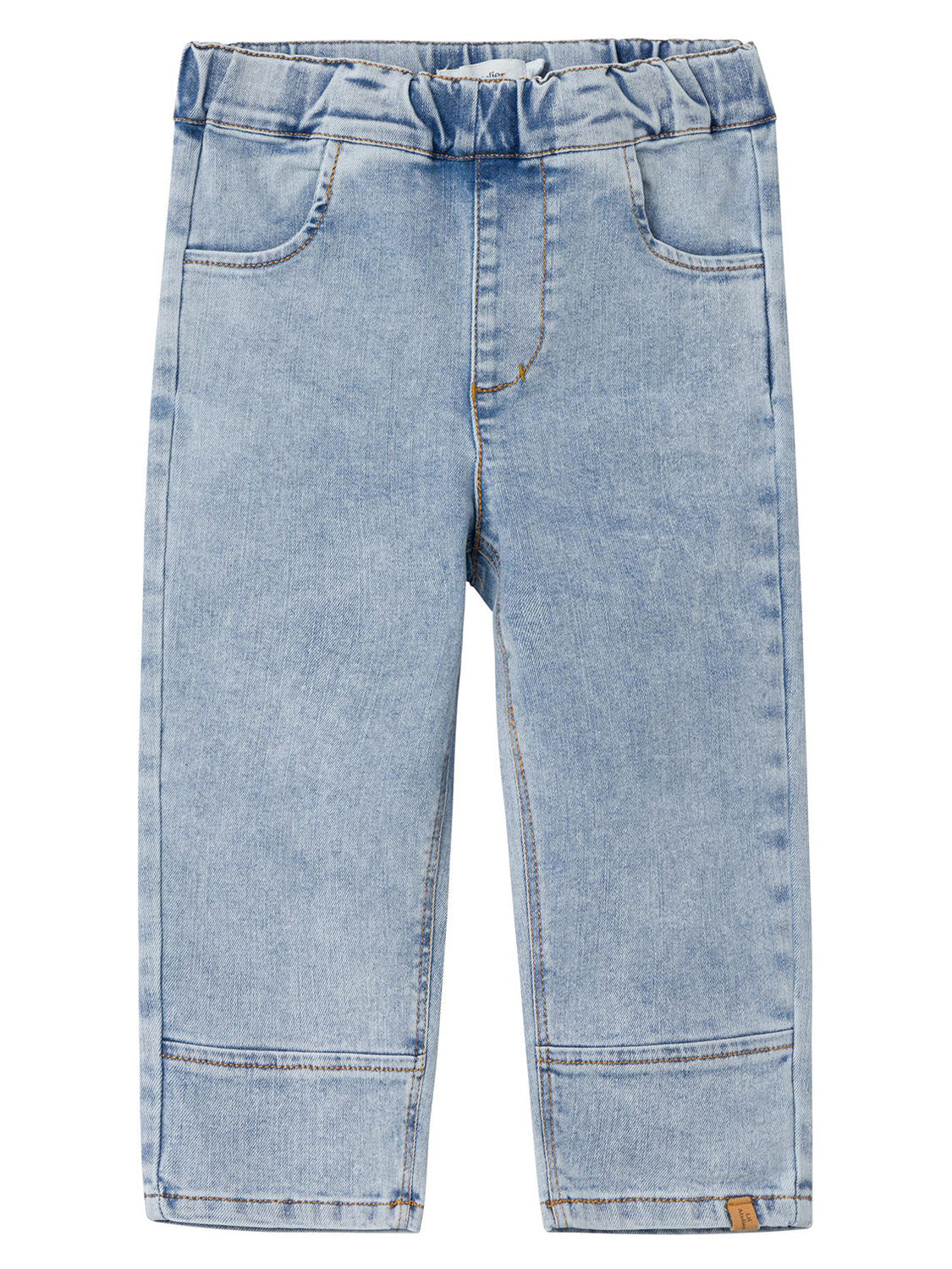 Jeans Hellblau: Hellblaue Kinderjeans mit elastischem Bund, geradem Bein und Nahtdetails am Knie, ideal für bequeme Kindermode aus dem Bellybutton-Shop.