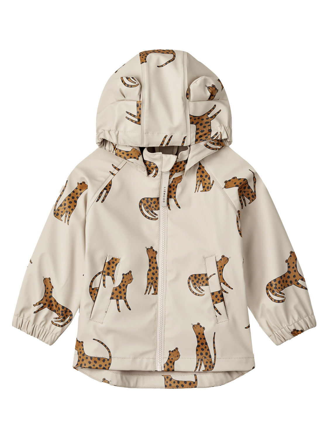 Regenjacke MELODI LEOPARD in sandy mit Kapuze und Ohren, vorderem Reißverschluss, zwei Taschen, elastischen Bündchen und abgerundetem Saum, verziert mit Leoparden-Illustrationen.