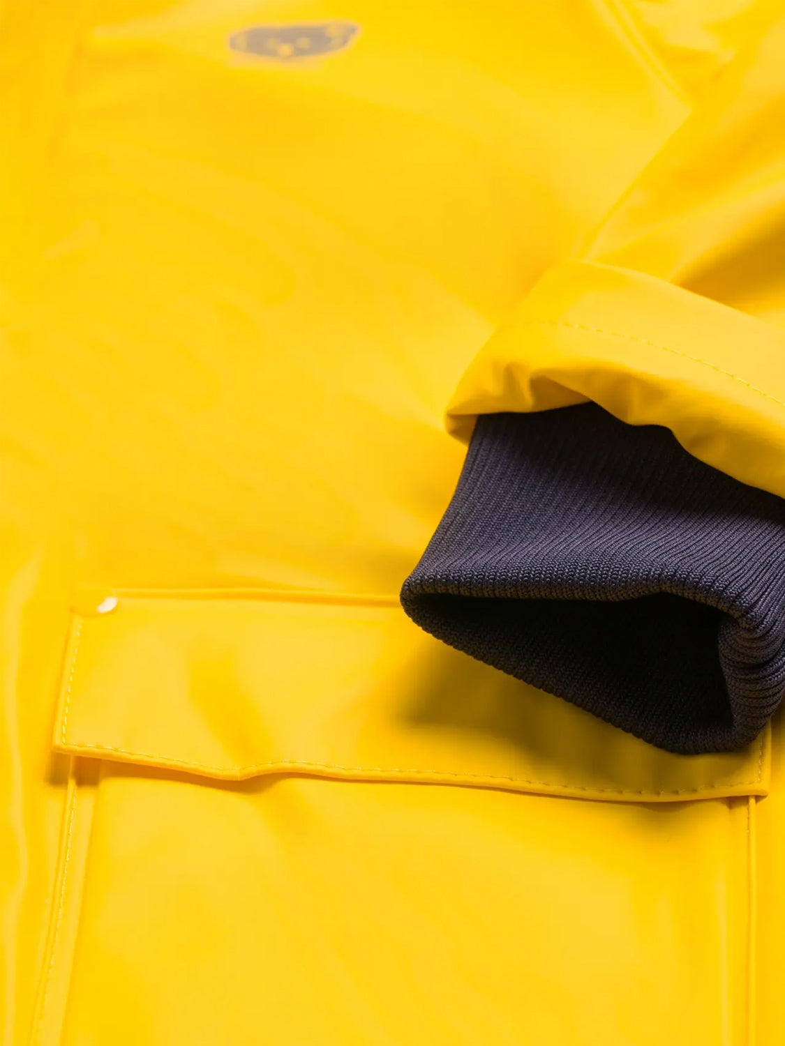 Raincoat VISIBLE with detachable hood in yellow yellow