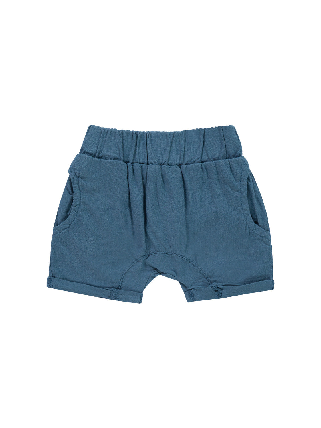 Kinder-Shorts Ocean Life Marineblau mit elastischem Bund, Seitentaschen und leichten Falten vorne, gefertigt aus leichtem Baumwollstoff, ideal für bequemen Sitz und Bewegungsfreiheit.