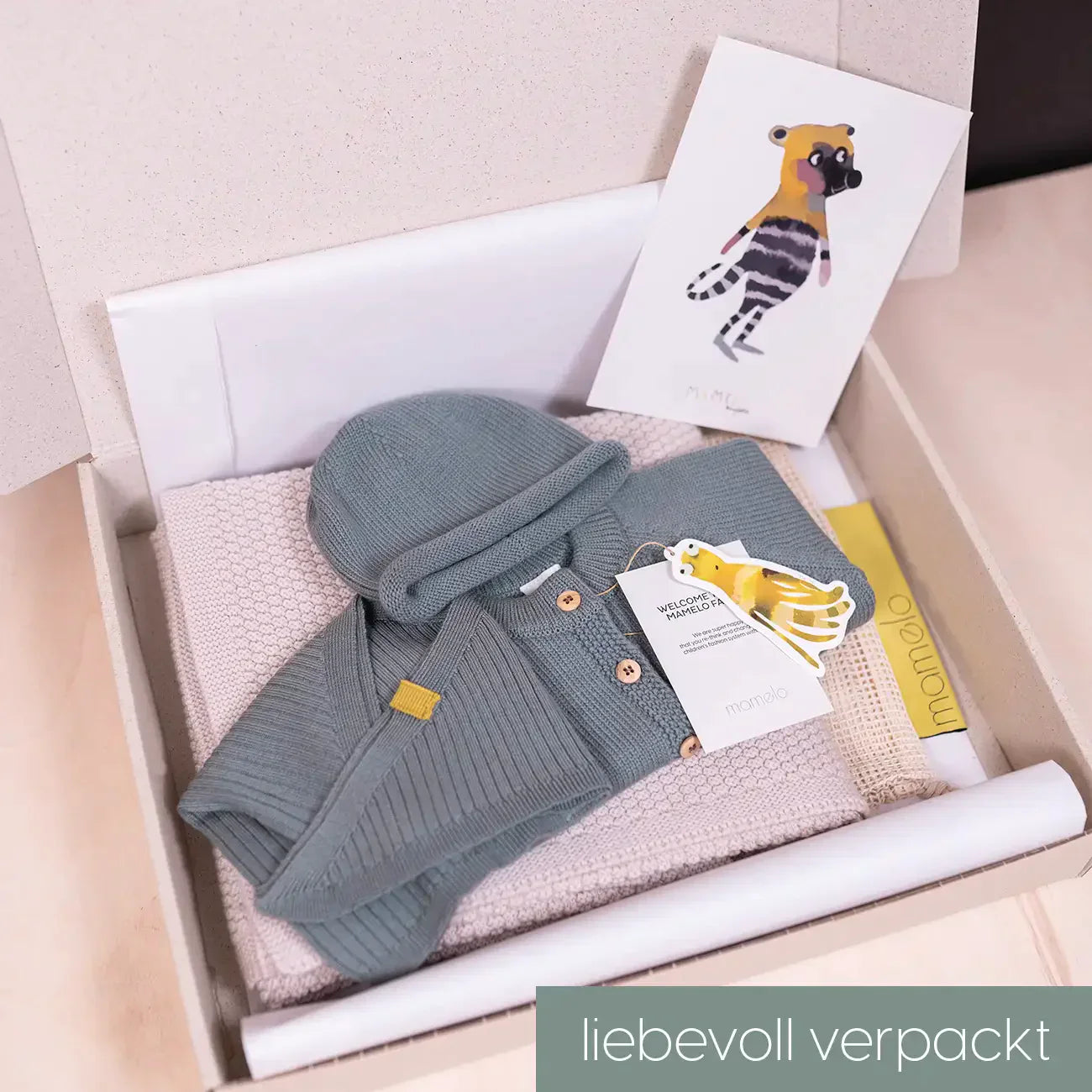 THE WOOLLY BABY JACKET - blue