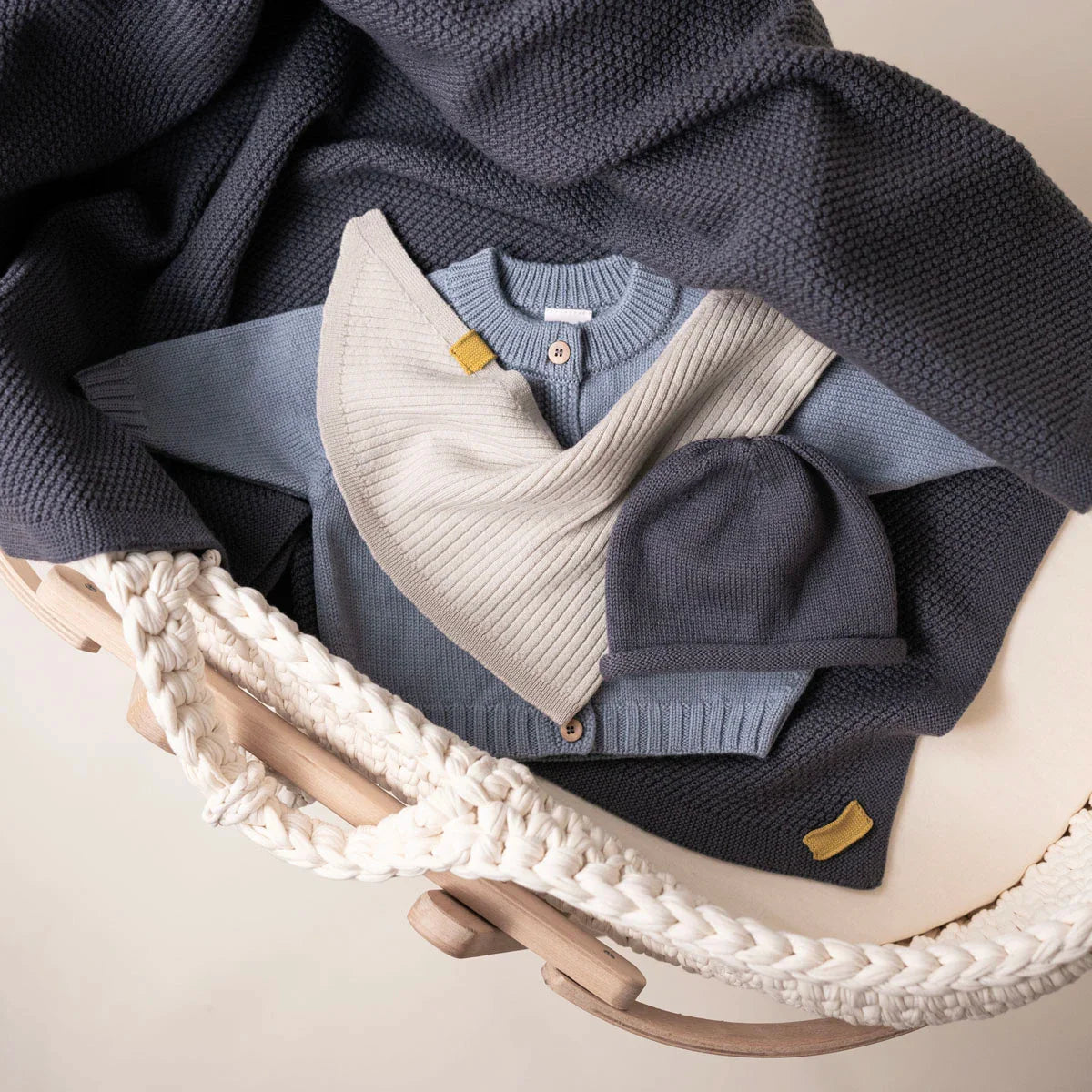 THE WOOLLY HAT - grey