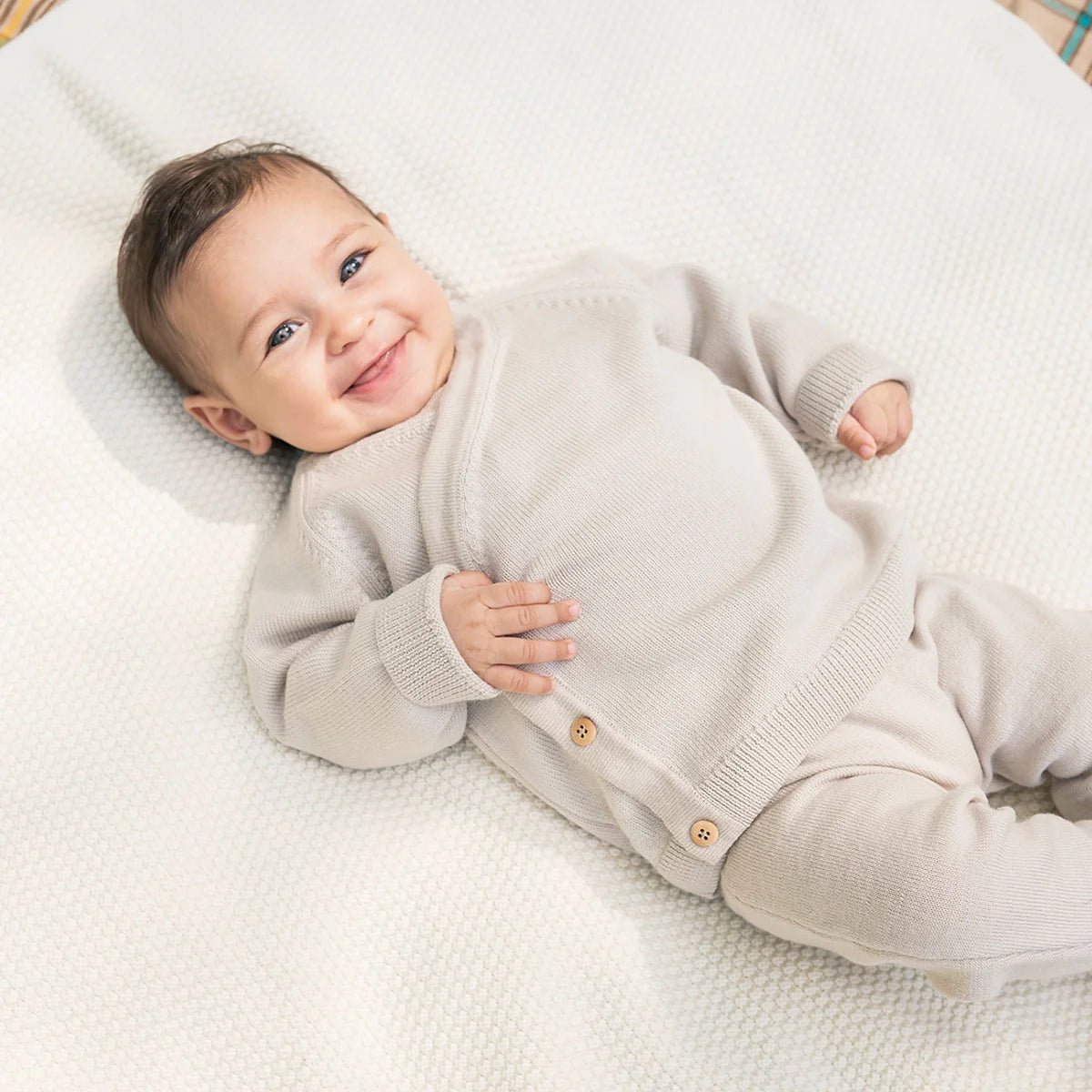 THE WOOLLY BABY JACKET - sand