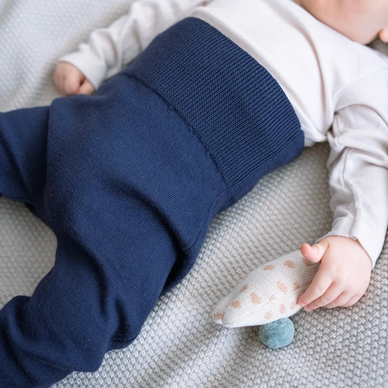 THE WOOLLY BABY PANTS - midnight blue