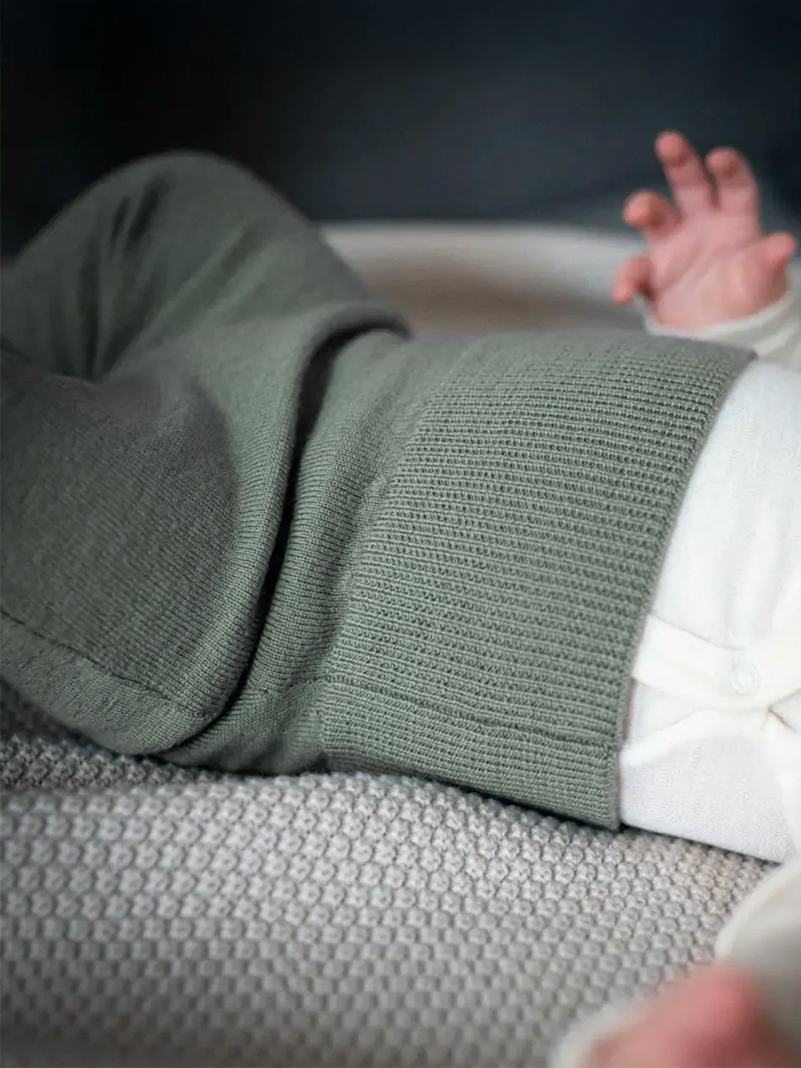 THE WOOLLY BABY PANTS - sage