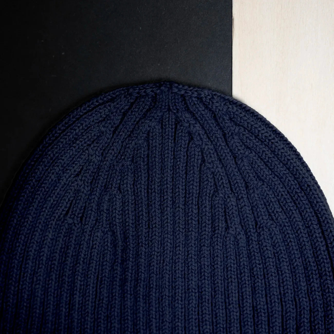 THE WOOLLY BEANIE - midnight blue