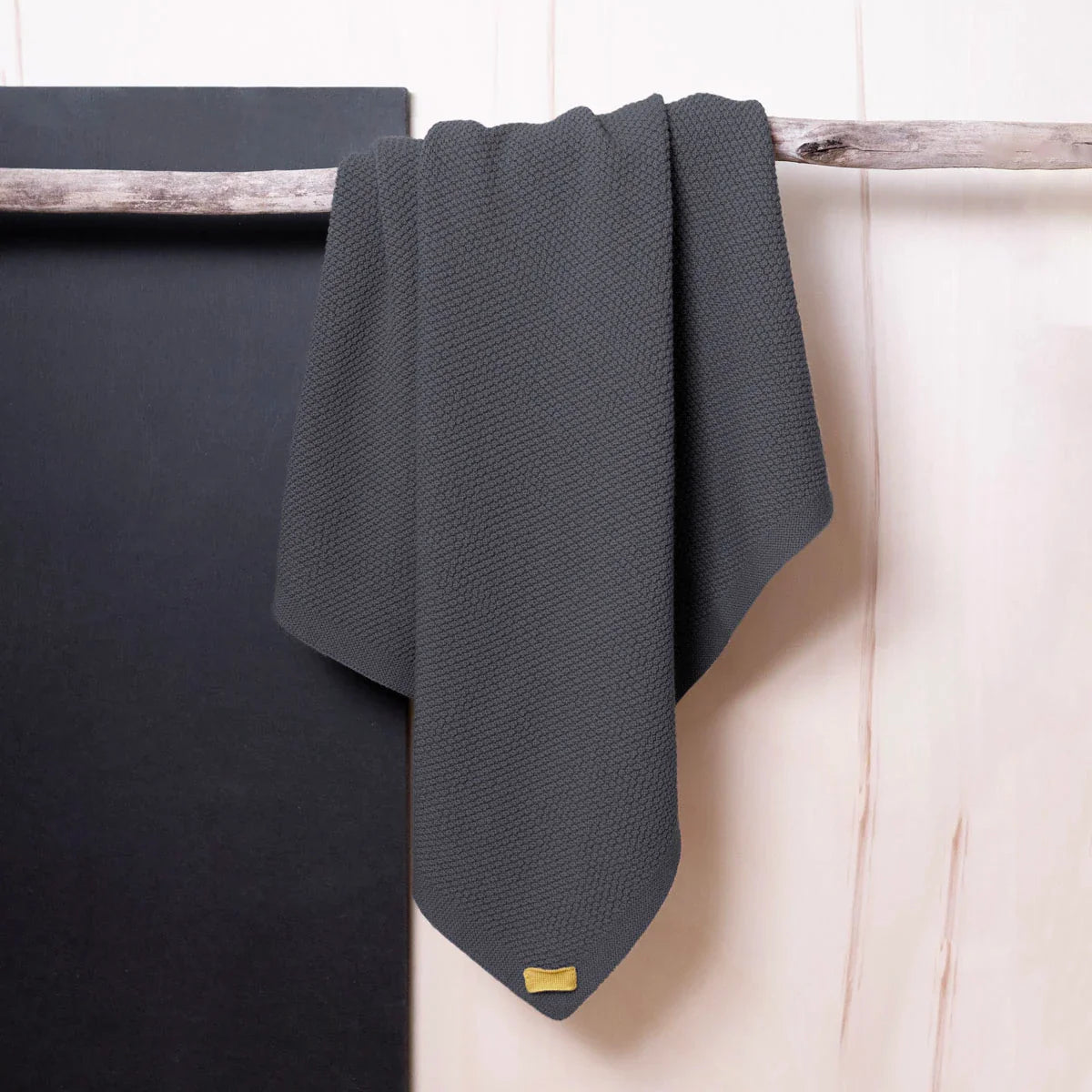 THE WOOLLY BLANKET - grey