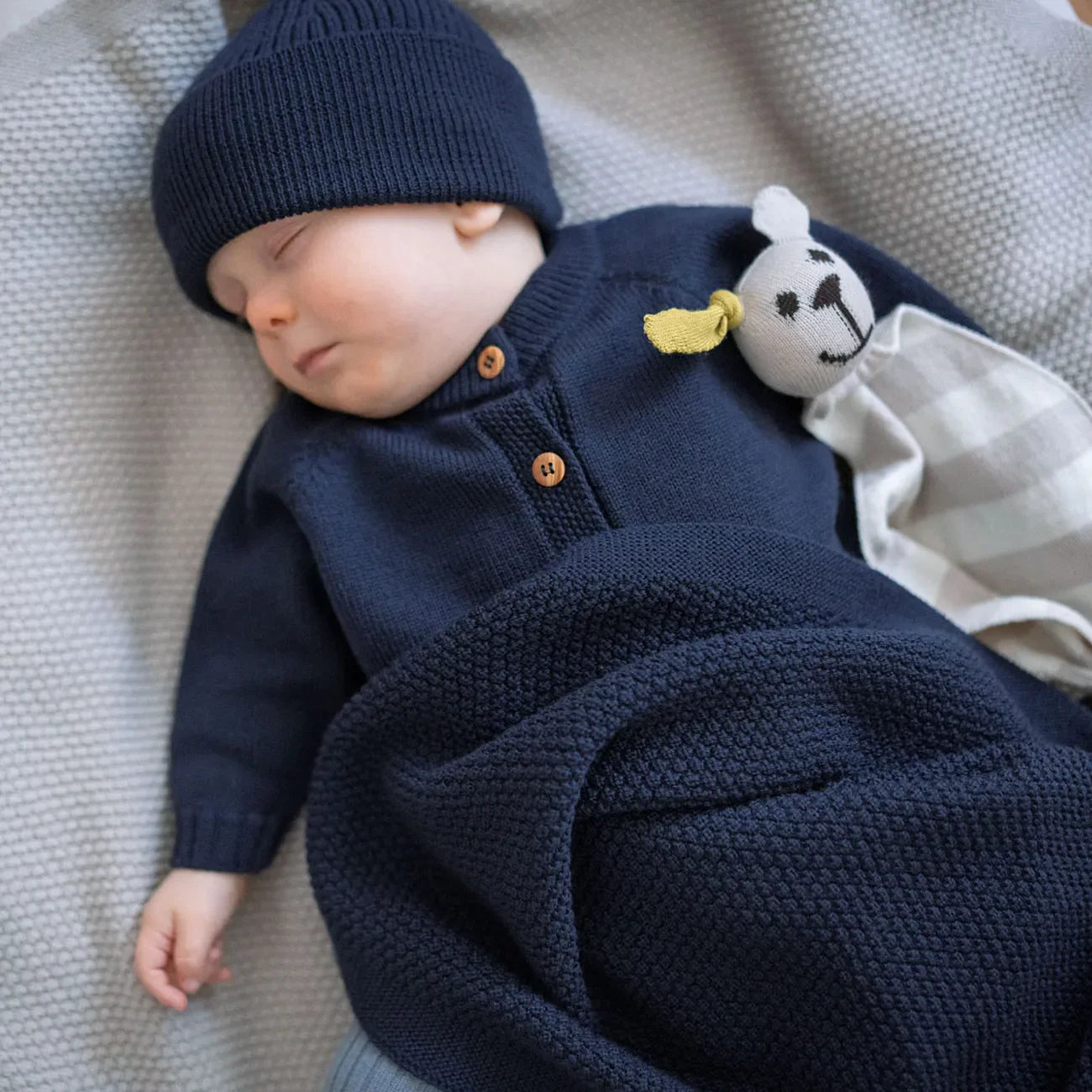 THE WOOLLY CARDIGAN - midnight blue