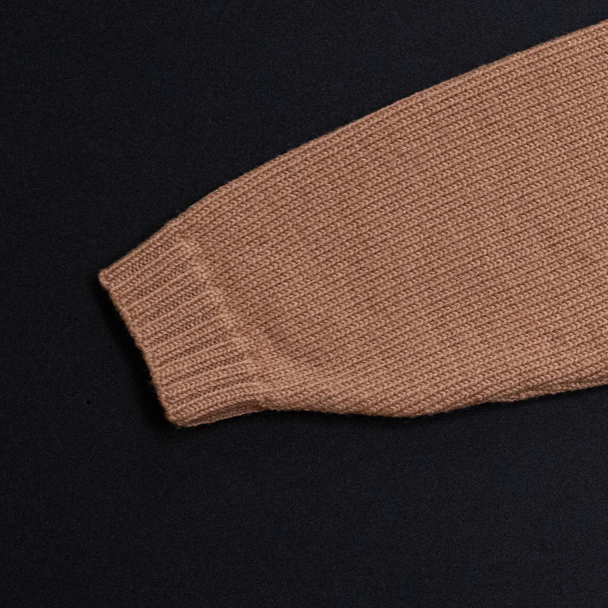 THE WOOLLY SWEATER - camel