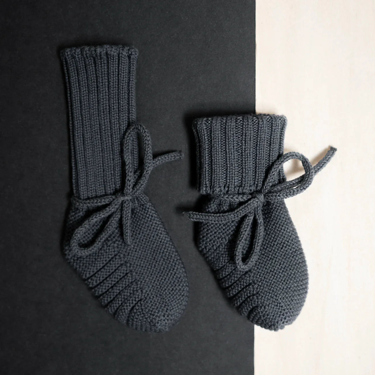 THE WOOLLY BABY BOOTIE - grey