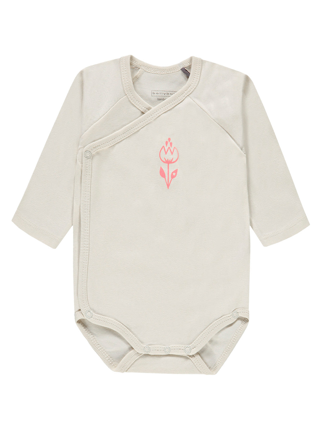 Strampler Beige: Langärmeliger Baby-Body mit asymmetrischer Kimono-Knopfleiste und kleinem Blumenmotiv auf der Brust, perfekt für stilvolle Babybekleidung aus dem bellybutton-Sortiment.