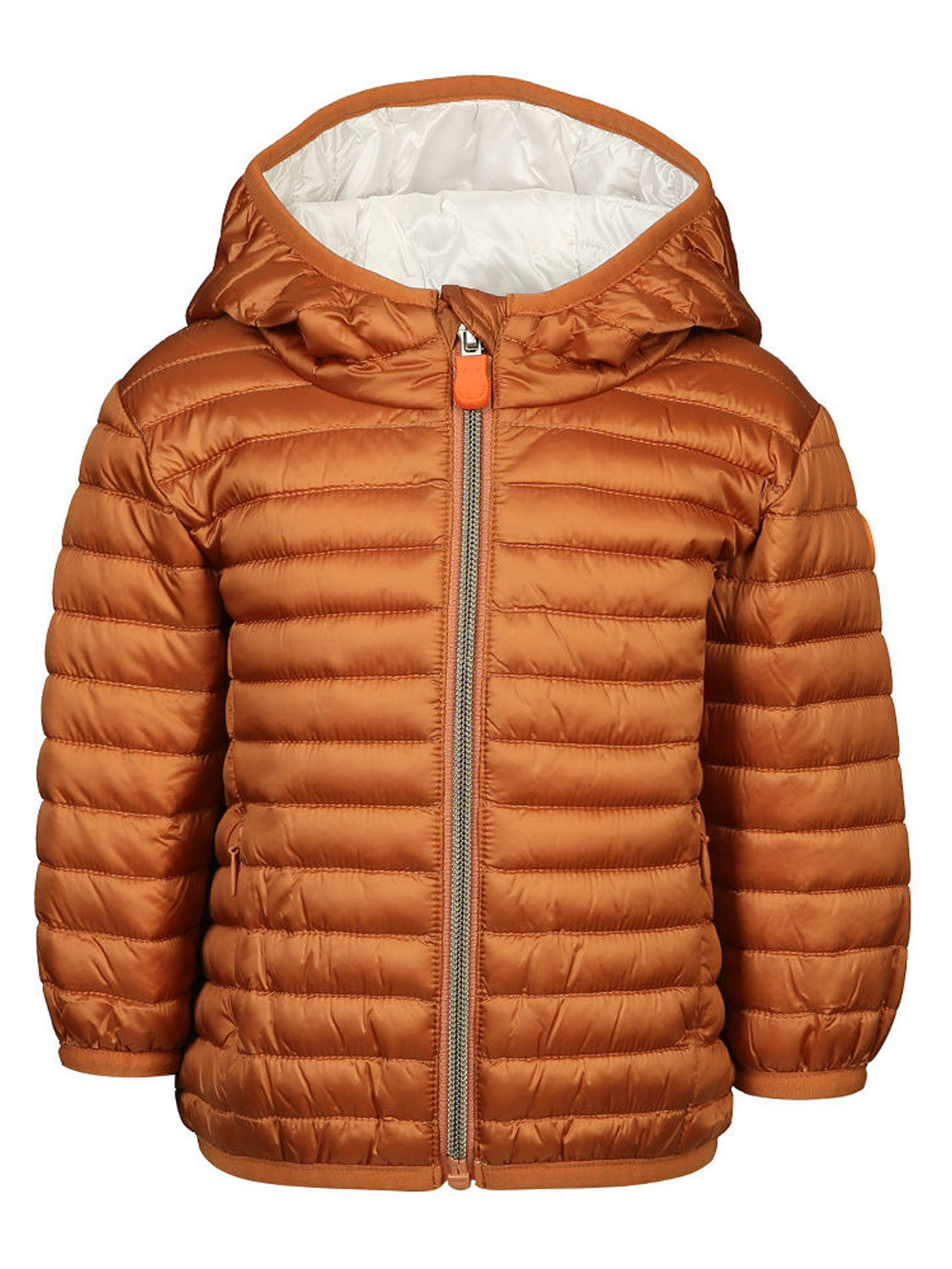 Steppjacke IRIS BABY I30005G in Sunset Orange mit Kapuze, horizontaler Steppung, Reißverschlusstaschen und elastischen Bündchen, ideal für stilvolle Kinderbekleidung.