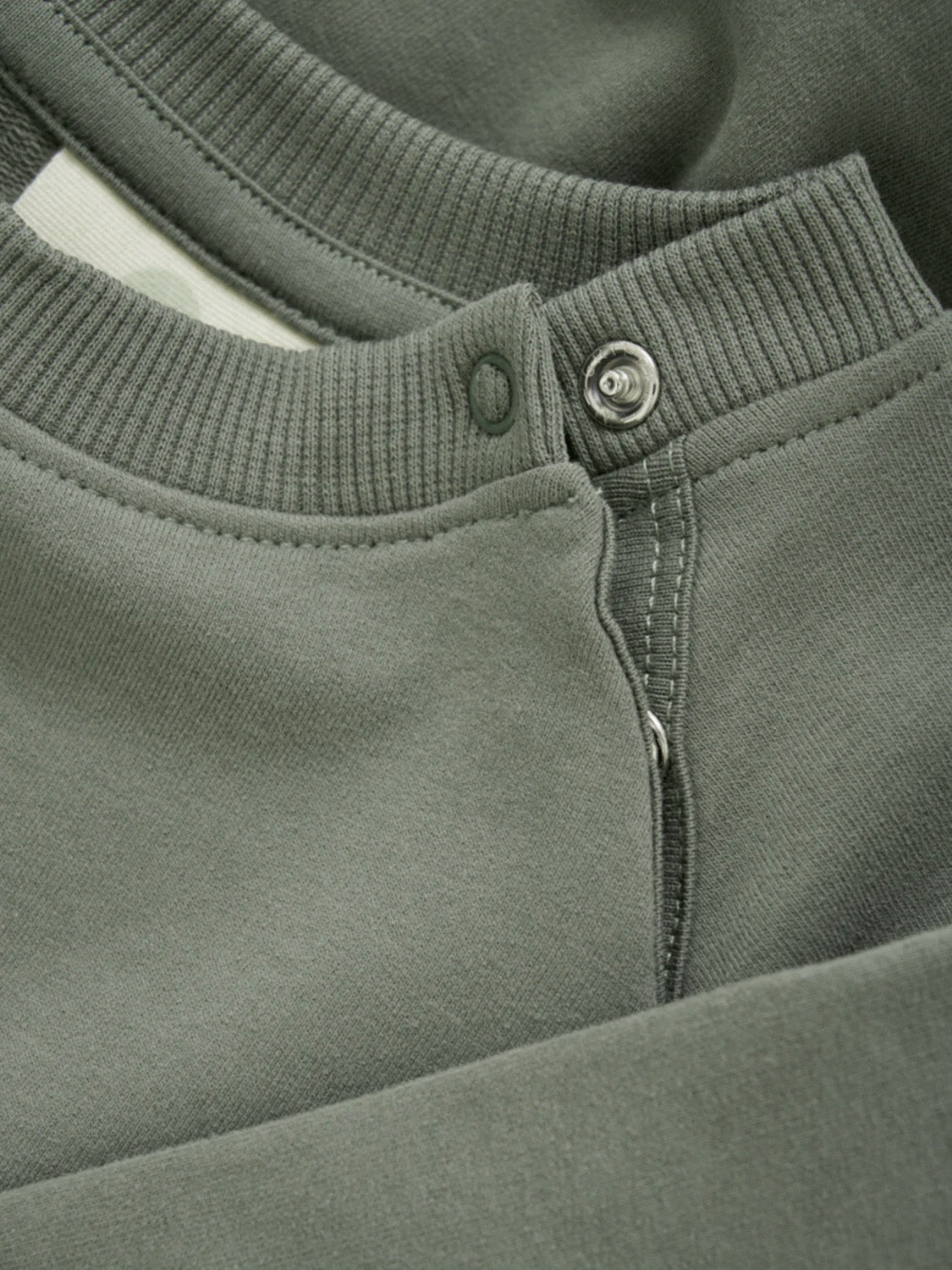 Sweatshirt olive green