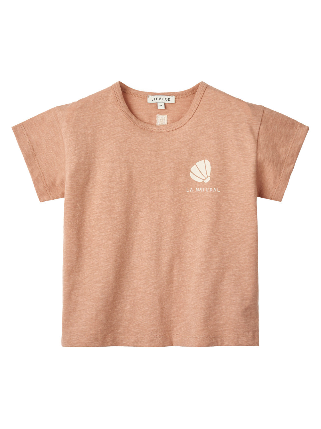 T-Shirt DODOMO SHELL in peach zeigt ein weißes Muschelmotiv und LA NATURAL auf der Brust. Perfekt für den stilvollen Look kleiner Entdecker.