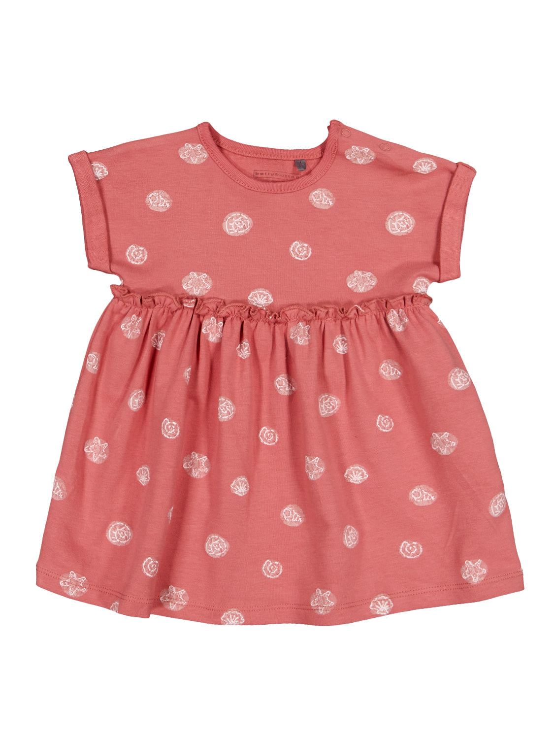Kleid Koralle: Kurzarm-Kleid für Kleinkinder mit rundem Ausschnitt und Druckknöpfen, Raffung an der Taille, zartem Muschelmotiv-Druck, ideal für stilvolle Babymode von bellybutton.
