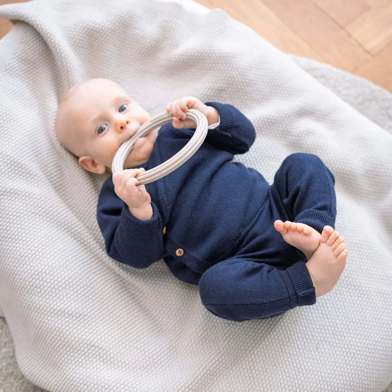 THE WOOLLY BABY JACKET - midnight blue