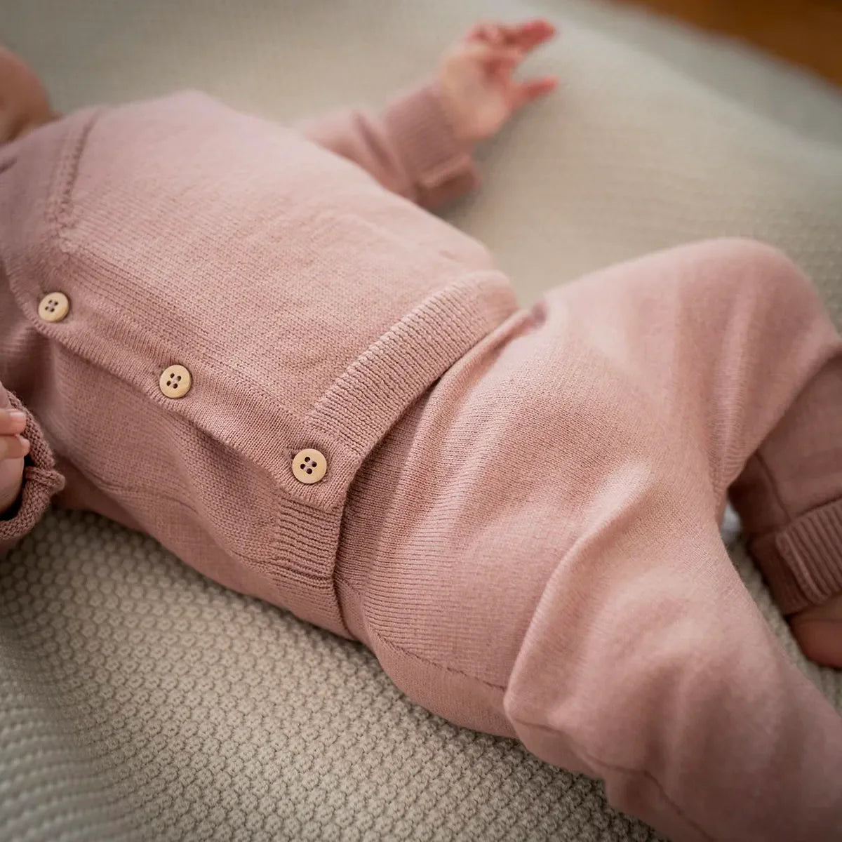 THE WOOLLY BABY JACKET - rose