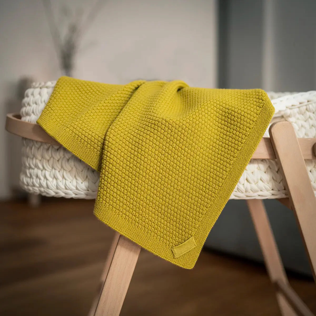 THE WOOLLY BLANKET - quince