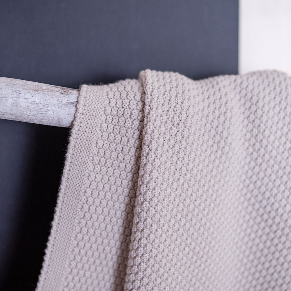 THE WOOLLY BLANKET - sand