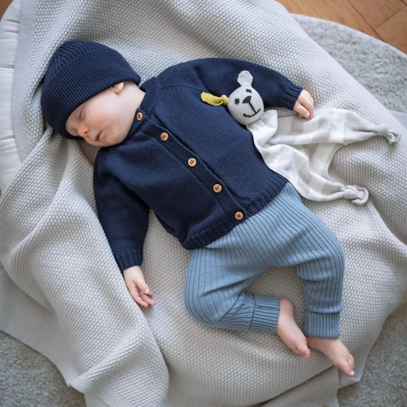 THE WOOLLY CARDIGAN - midnight blue