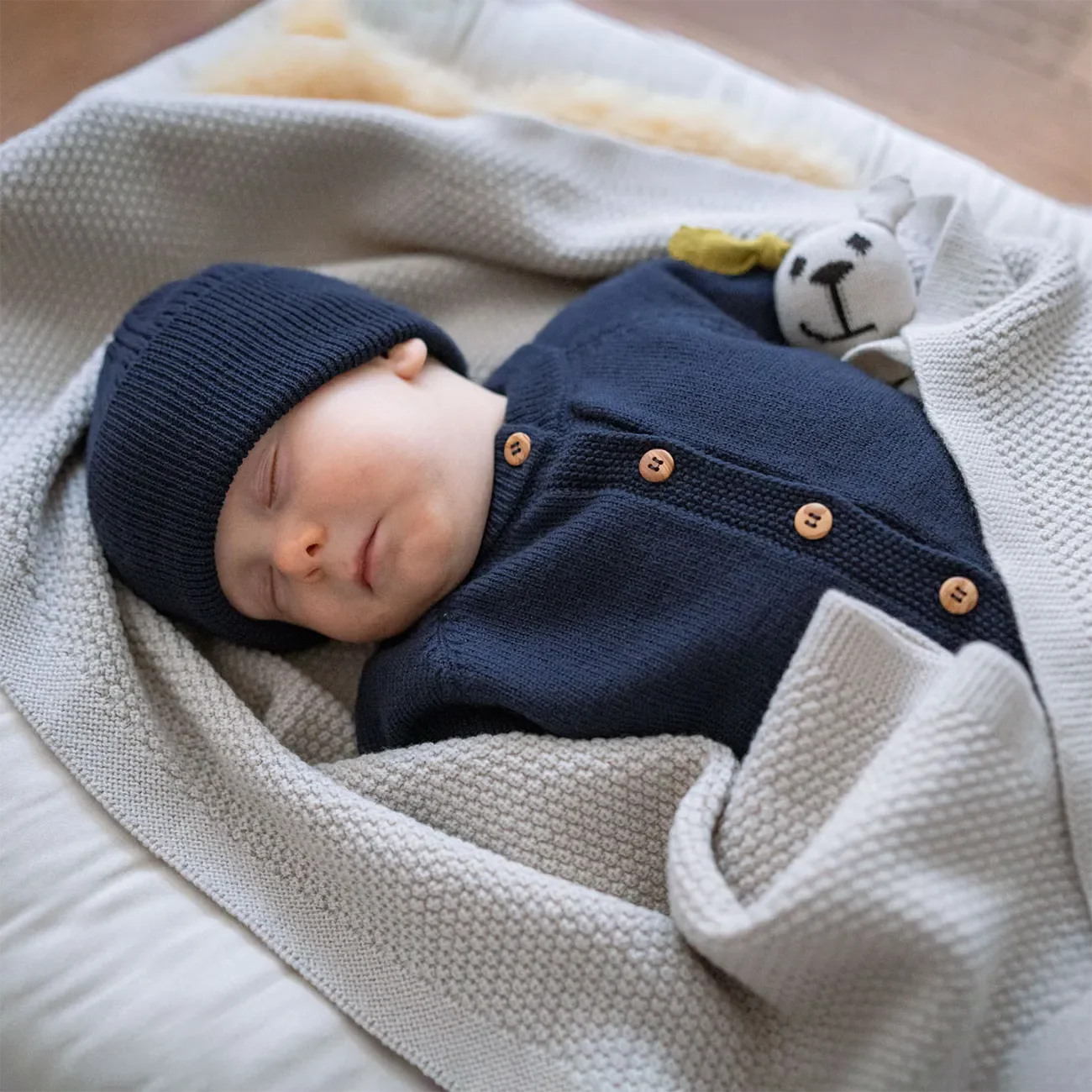 THE WOOLLY CARDIGAN - midnight blue