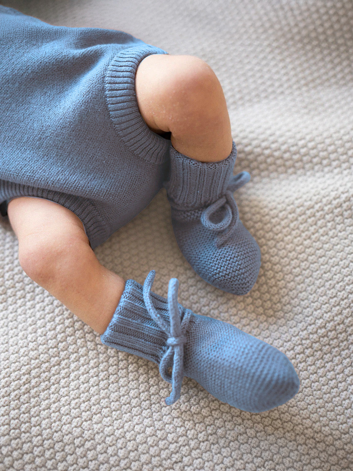 THE WOOLLY BABY BOOTIE - blue