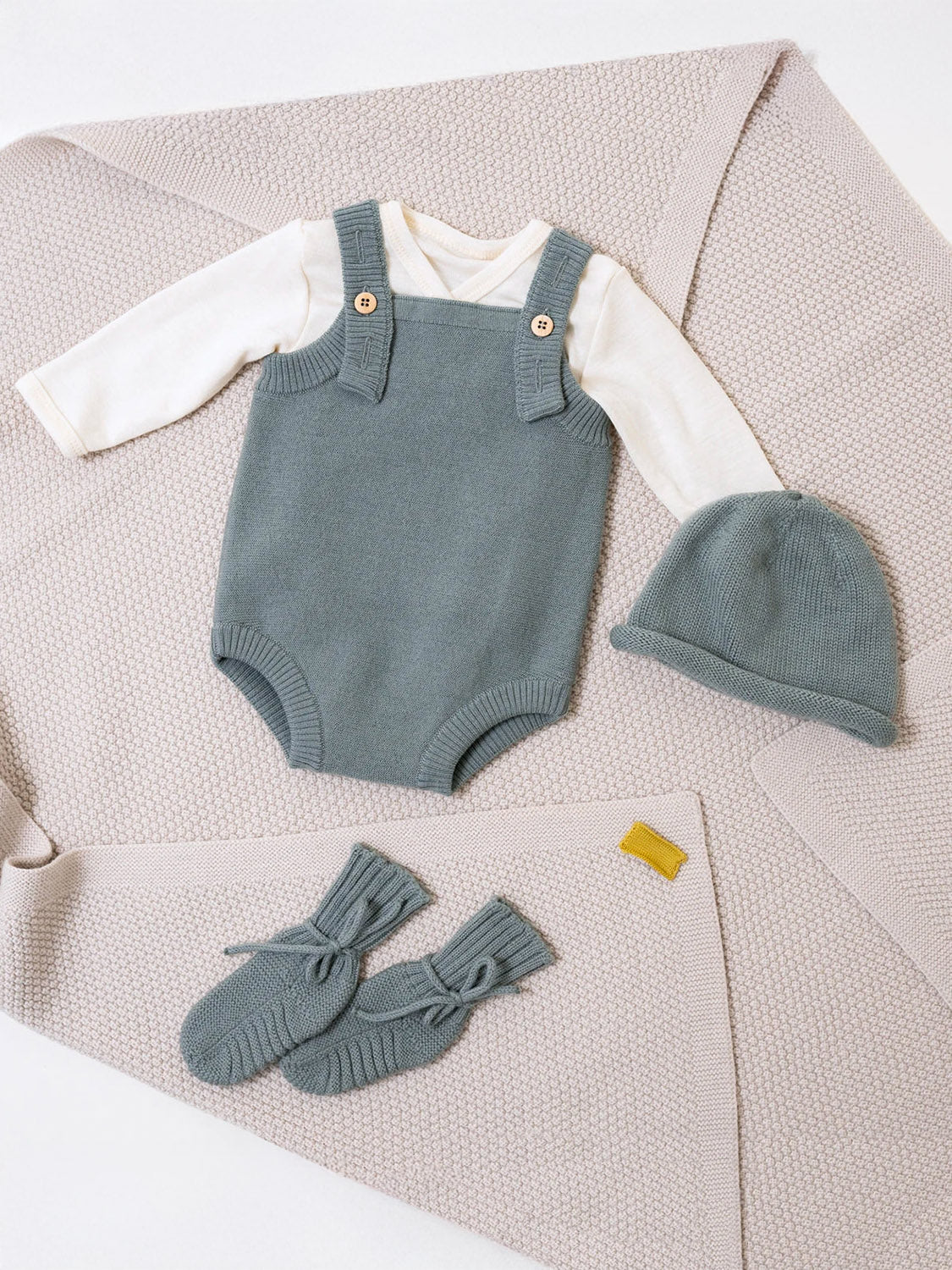 THE WOOLLY BABY BOOTIE - pure