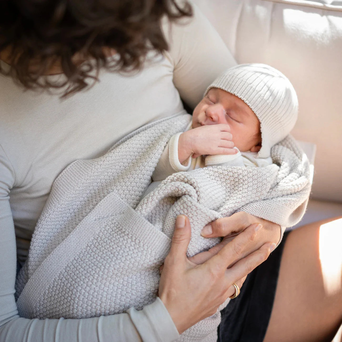 THE WOOLLY BABY HAT - mauve